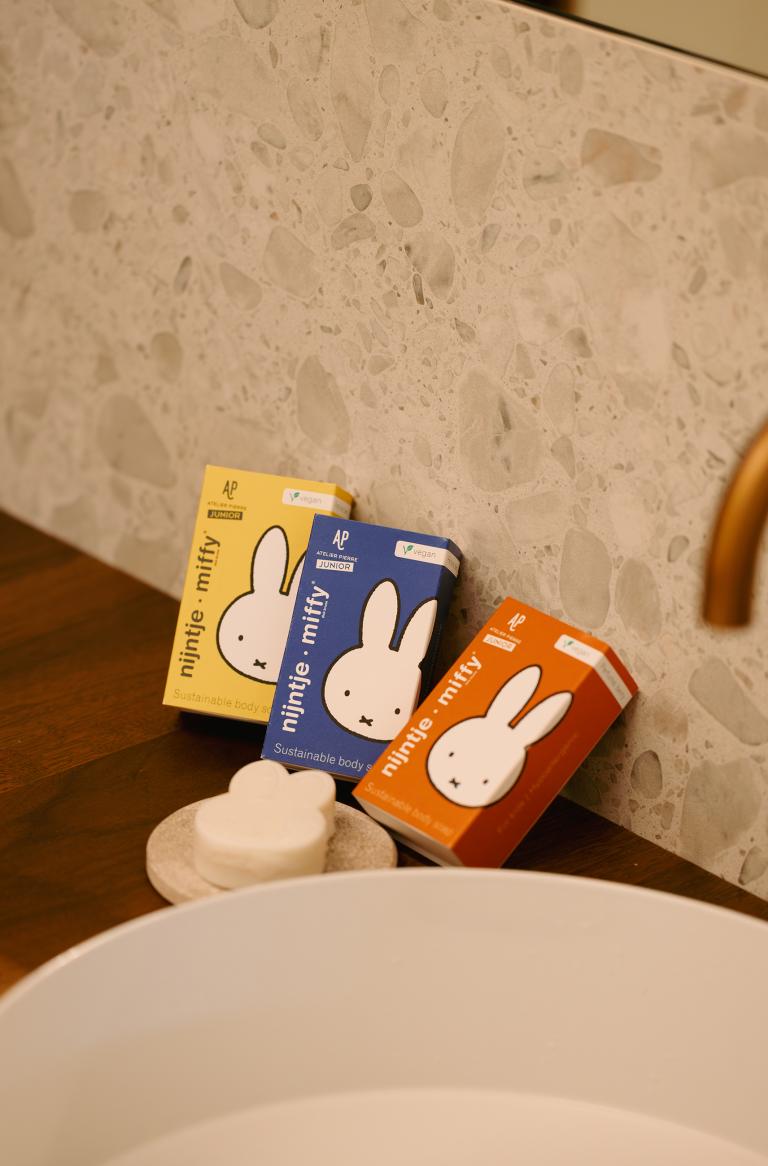 Miffy All in One White Soap - Red Berry Parfum (Blue)