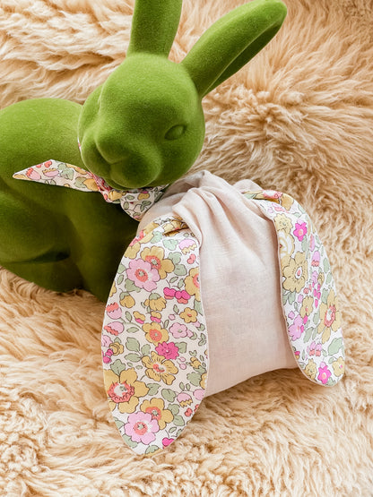 Liberty and Linen Bunny Knot Treat Bag