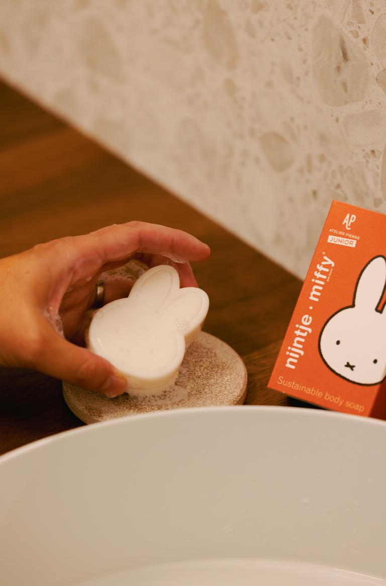 Miffy All in One White Soap - Red Berry Parfum